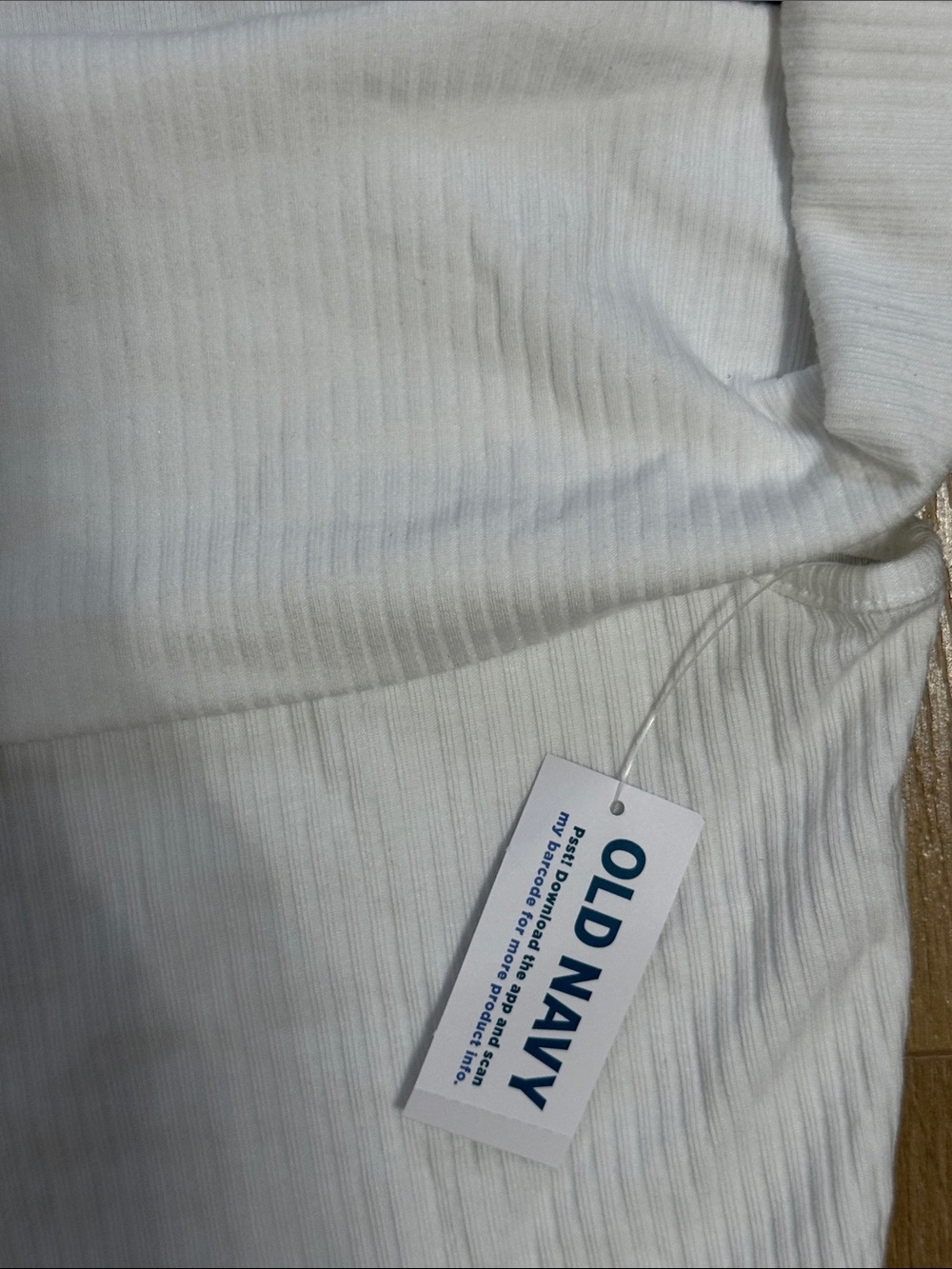 Old Navy White Ribbed Off-the-Shoulder - Picture 3 of 3